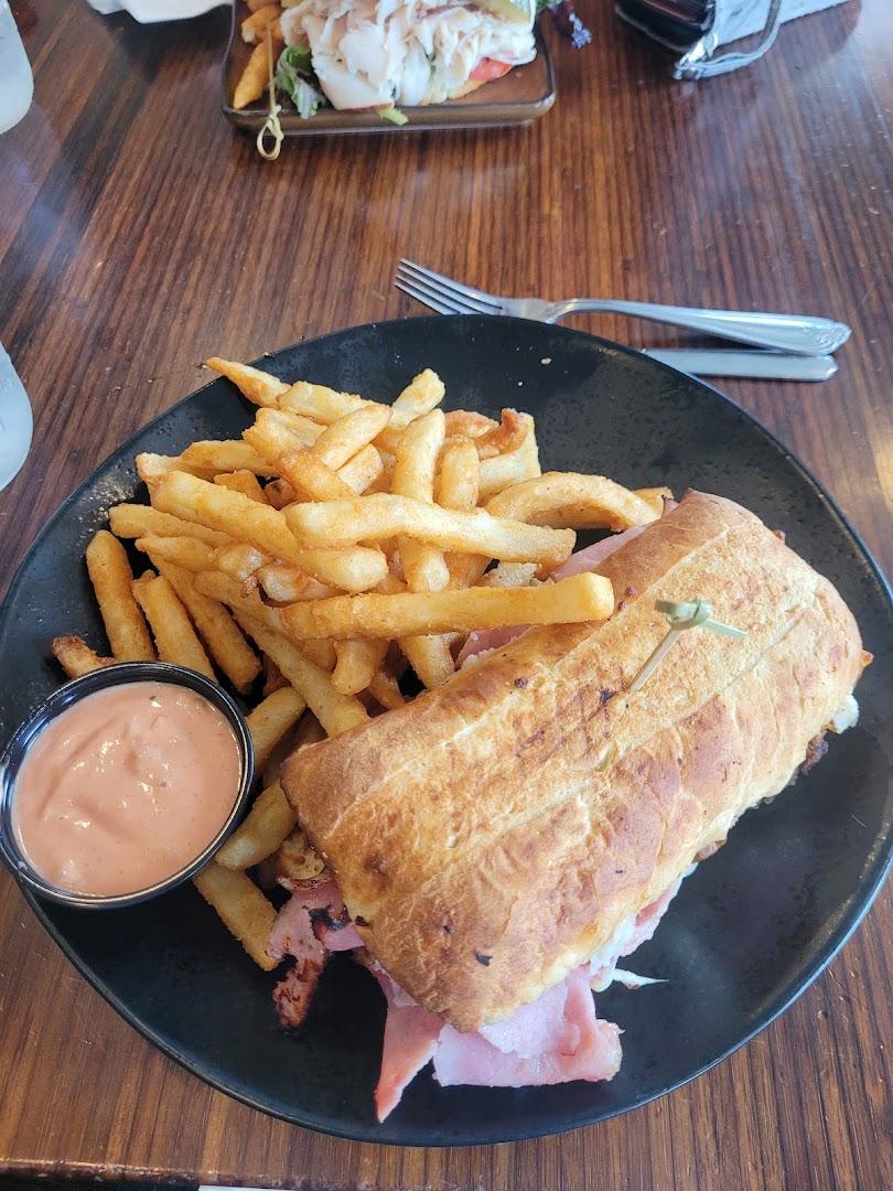 Black Cow Eats & Drinks
